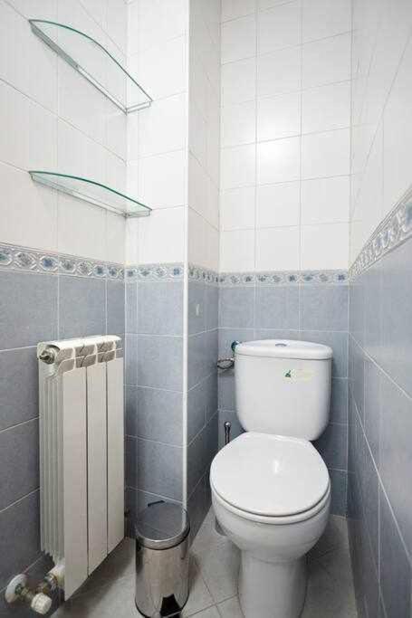 Apartamento Ayla Ayuntamiento Pamplona Exterior photo
