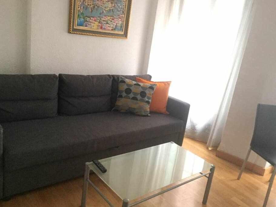 Apartamento Ayla Ayuntamiento Pamplona Exterior photo